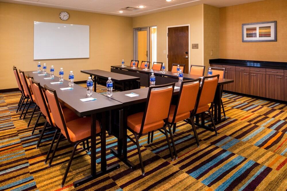 Fairfield Inn & Suites By Marriott Akron Stow Extérieur photo