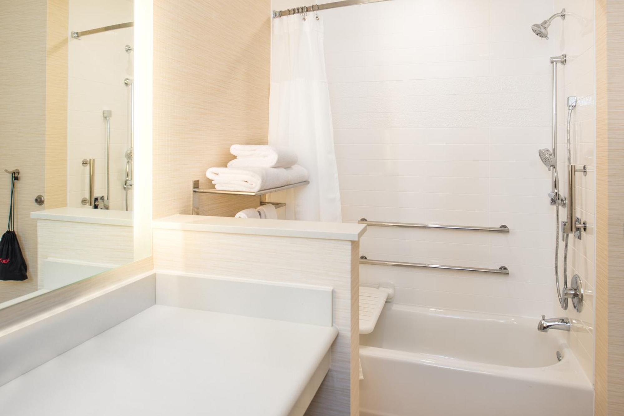 Fairfield Inn & Suites By Marriott Akron Stow Extérieur photo