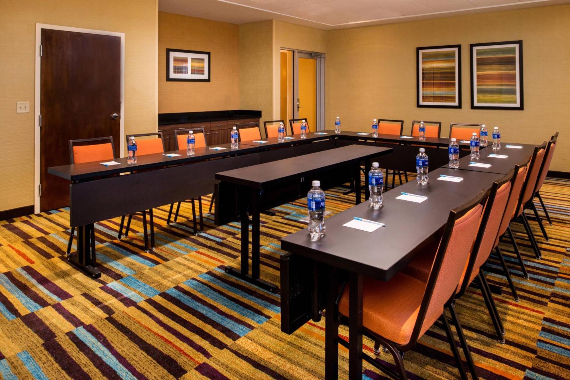 Fairfield Inn & Suites By Marriott Akron Stow Extérieur photo