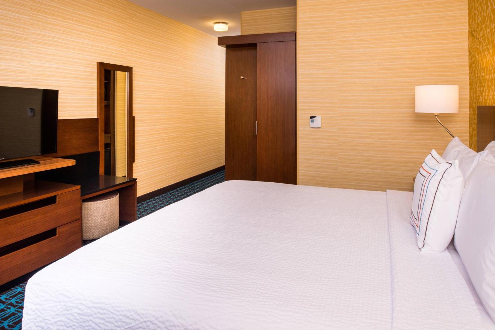 Fairfield Inn & Suites By Marriott Akron Stow Extérieur photo